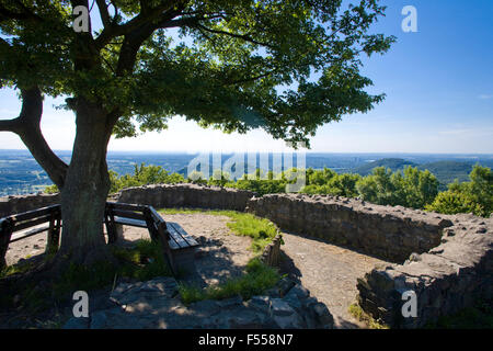 Europa, Deutschland, Nordrhein-Westfalen, Siebengebirge, Bad Honnef, Blick von Den Ruinen der Märchenmuseum Auf Dem Gleichnamigen B Stockfoto