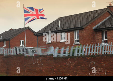 Belfast, Nordirland: Britische Flagge im Bereich Loyalist Shankill Stockfoto