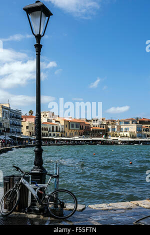 Kai am alten Chania Hafen, Crete. Stockfoto