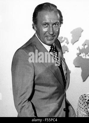 Deutscher Nachrichtensprecher Karl Heinz Köpcke, Deutschland 1970er Jahre. German News Moderator Karl Heinz Koepcke, Deutschland 1970. Stockfoto