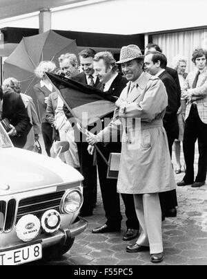 Deutscher Nachrichtensprecher Karl Heinz Köpcke, Deutschland 1970er Jahre. German News Moderator Karl Heinz Koepcke, Deutschland 1970. Stockfoto