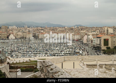 Blick auf die Hafenbucht in Marseille, Frankreich Stockfoto