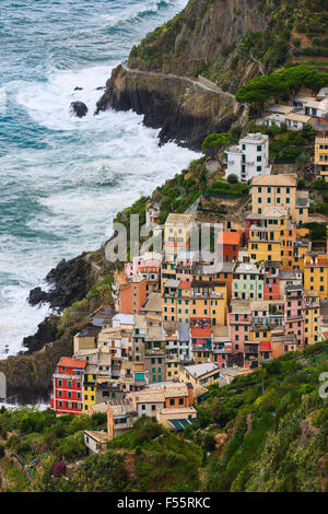 Riomaggiore ist eine Stadt und Gemeinde in der Provinz La Spezia, Ligurien, Nordwest-Italien. Stockfoto