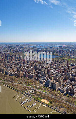 Luftaufnahme von Brooklyn, dem bevölkerungsreichsten Bezirke New York Citys fünf Stockfoto