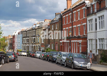 Häuser auf Willow Road in Hampstead, London England Vereinigtes Königreich Großbritannien Stockfoto