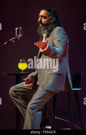 Malmö, Schweden. 28. Oktober 2015. Diego el Cigala (8) Diego el Cigala, Konzert der berühmten Flamenco-Sänger singt während seiner ersten jemals in Malmö. Bildnachweis: Tommy Lindholm/Pacific Press/Alamy Live-Nachrichten Stockfoto