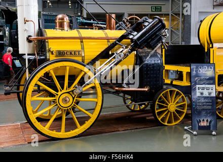 Rakete Dampfmaschine Replik im York Railway Museum Stockfoto