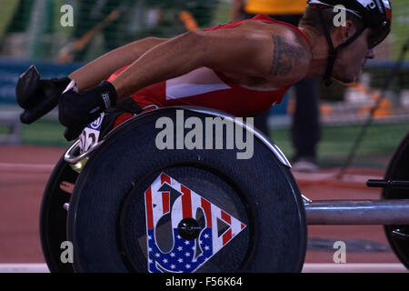 Doha, Katar. 28. Oktober 2015. Event-Übersicht - Herren 800m T54 - Runde 1 Hitze 1 bis 4 auf 2015 IPC Leichtathletik-WM in Doha, Katar. Insgesamt 16 bei Credit: Ionel Sorin Furcoi/Alamy Live News Stockfoto