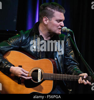 Bala Cynwyd, Pennsylvania, USA. 28. Oktober 2015. US-amerikanische Alternative-Rock-Band Cold War Kids führen im Radio 104,5 Performance Theatre am 28. Oktober 2015 in Bala Cynwyd, Pennsylvania, USA. © Paul Froggatt/FamousPix/Alamy Stockfoto