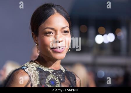 Berlin, Ca, Deutschland. 28. Oktober 2015. Naomie Harris. Deutschlandpremiere von "Spectre". Berlin, Deutschland. 28. Oktober 2015 Credit: Roger Harvey/Globe Fotos/ZUMA Draht/Alamy Live-Nachrichten Stockfoto