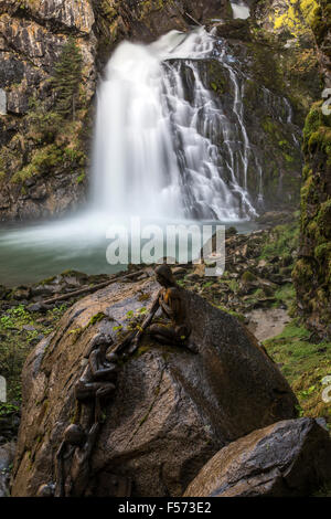 Cascate di Riva oder Reinbach Wasserfall, Sand in Taufers oder Taufers, Alto Adige - Südtirol, Italien Stockfoto