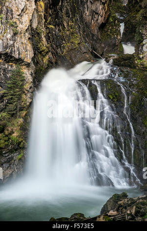 Cascate di Riva oder Reinbach Wasserfall, Sand in Taufers oder Taufers, Alto Adige - Südtirol, Italien Stockfoto