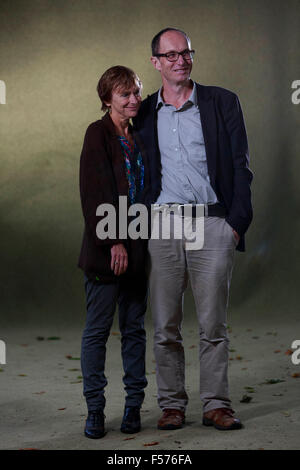 Nicci Gerrard und Sean French. Fotos von Edinburgh International Book Festival 2014 in Charlotte Square Gardens. Edinburgh. P Stockfoto