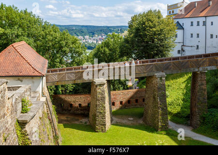 Aussicht von der Veste Oberhaus-Befestigungen mit Blick auf Passau, Bayern, Deutschland. Stockfoto