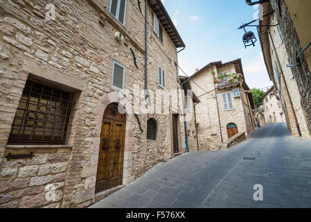 Straße von Assisi, Umbrien, Italien Stockfoto