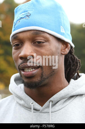 Watford, Hertfordshire, UK. 28. Oktober 2015. GLOVER QUIN bei den Detroit Lions Praxis und Presse Interviews im The Grove Hotel, Chandlers überqueren, Watford, Herts. Detroit sind hier in der neuesten NFL International Series-Spiel im Wembley-Stadion gegen Kansas City Chiefs Jaguare am 1. November 2015 spielen Photo Credit: KEITH MAYHEW/Alamy Live News Stockfoto