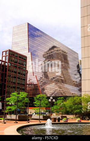 Die Thrivent aufbauend auf S 4th Street in der Nähe der Regierung Plaza in Minneapolis MN Stockfoto