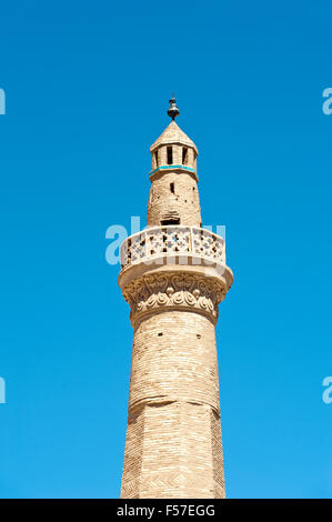 Alte Ziegel Minarett, Jāmeh Moschee von Nā'īn, Zentraliran, Provinz Isfahan, Iran Stockfoto