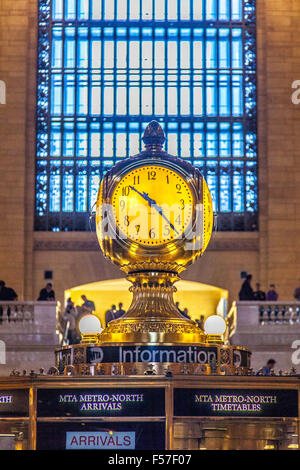 Haupt-Bahnhofshalle im Grand Central Terminal, Manhattan, New York City, Vereinigte Staaten von Amerika. Stockfoto