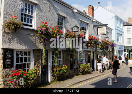 Ein öffentliches Haus auf Fore street salcombe Devon Stockfoto