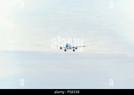 Flugzeug-Airbus A330 - 202 - des - Aerolineas Argentinas-Airline, landet am Flughafen Madrid-Barajas - Adolfo Suarez - Stockfoto