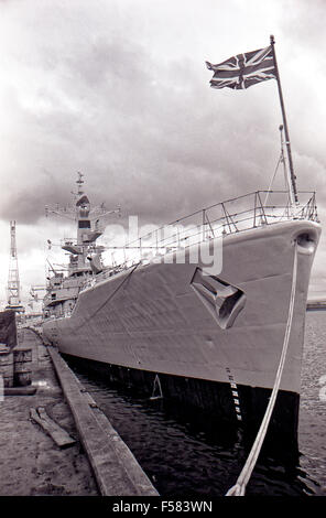 HMS Euryalus Oktober 1978 bei Besuch von Lord Louis Mountbatten in South Shields an den 40. Jahrestag der HMS Kelly Stockfoto