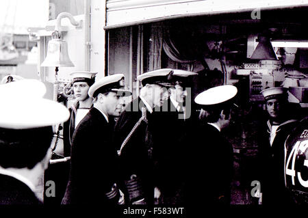 HMS Euryalus Oktober 1978 bei Besuch von Lord Louis Mountbatten in South Shields an den 40. Jahrestag der HMS Kelly Stockfoto