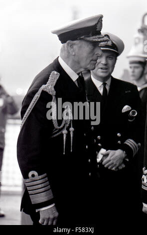 HMS Euryalus Oktober 1978 bei Besuch von Lord Louis Mountbatten in South Shields an den 40. Jahrestag der HMS Kelly Stockfoto