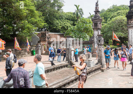 Hoa Lu Ninh Binh Province, ehemalige Hauptstadt von Vietnam im 10. und 11. Jahrhundert und enthält Dinh Tien Hoang Tempel, Vietnam Stockfoto