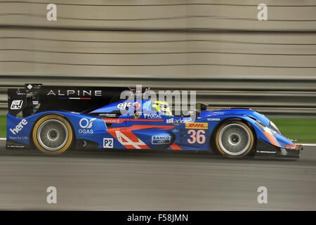 30. Oktober 2015 - Shanghai, Volksrepublik China - N - 36 SIGNATECH ALPINE Frankreich. Alpine A450B - Nissan. Reifen Dunlop, Fahrer NELSON PANCIATICI (FRA), PAUL-LOUP CHATIN (FRA) und TOM DILLMANN (FRA). LE MANS PROTOTYP 2. Shanghai International Circuit. Bildnachweis: Marcio Machado/ZUMA Draht/Alamy Live-Nachrichten Stockfoto