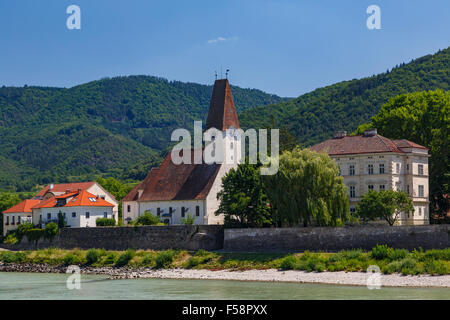 Das Dorf Weissenkirchen an der Donau in der Wachau, Niederösterreich. Stockfoto