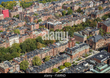 Luftbild von der Gegend Back Bay in Boston, Massachusetts an einem sonnigen, klaren Tag. Stockfoto