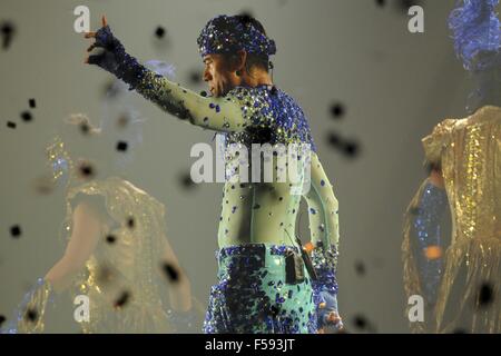 Singapur, Singapur. 30. Oktober 2015. Sänger Aaron Kwok führt bei seinem Konzert im Marina Bay Sands Expo, Singapur, 30. Oktober 2015. Bildnachweis: Dann Chih Wey/Xinhua/Alamy Live News Stockfoto