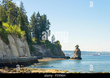 Siwash Rock, auf der Stanley Park Seawall, Vancouver, BC, Kanada 0 Stockfoto