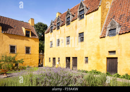 Culross Palace (ein Anfang des 17. Jahrhunderts Kaufmannshaus) in die Royal Burgh von Culross, Fife, Schottland UK Stockfoto