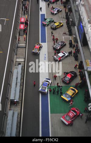 Shanghai, Volksrepublik China. 30. Oktober 2015. Audi R8 LMS Cup Qualifikation während des freien Trainings am Shanghai International Circuit. Bildnachweis: Marcio Machado/ZUMA Draht/Alamy Live-Nachrichten Stockfoto