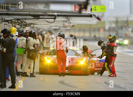 Shanghai, Volksrepublik China. 30. Oktober 2015. AF Corse Ferrari F458 Italien Reifen Michelin, während des freien Trainings am Shanghai International Circuit. Bildnachweis: Marcio Machado/ZUMA Draht/Alamy Live-Nachrichten Stockfoto