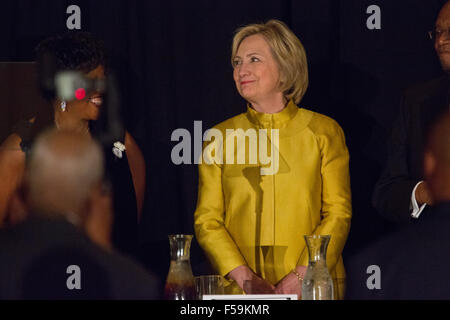 Charleston, SC, USA. 30. Oktober 2015. Der ehemalige Staatssekretär und demokratischen Präsidentschaftskandidaten Hillary Rodham Clinton während der 98. NAACP Freiheit Fonds Bankett 30. Oktober 2015 in Charleston, SC. Stockfoto