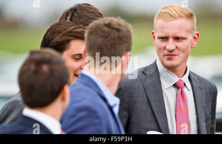 Lexington, Kentucky, USA. 30. Oktober 2015. 30. Oktober 2015: Szenen an den Breeders Cup bei Keeneland Race Course in Lexington, Kentucky am 30. Oktober 2015. Scott Serio/ESW/CSM/Alamy Live-Nachrichten Stockfoto