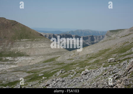 Blick auf den Canyon, Kanone Añisclo, Pyrenäen, Spanien. Stockfoto