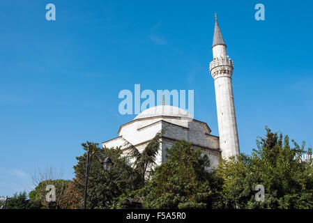 Die kleine Firuz-Aga-Moschee in Istanbul, Türkei Stockfoto