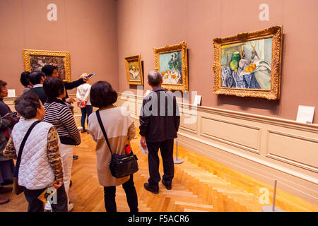 Stillleben mit Äpfeln und einem Topf Primeln von Paul Cézanne 1890 im The Metropolitan Museum of Art (Met), New York City, USA. Stockfoto