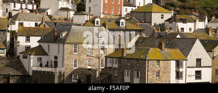 Dächer und weiß getünchten Wänden in Port Isaac, Cornwall. Stockfoto