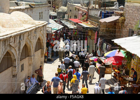 Touristen und Einheimische in der Altstadt, Jerusalem, Israel Stockfoto