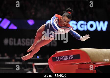 Glasgow, Schottland. 31. Oktober 2015. Elissa Downie (GBR) Voltigieren. Finale. Kunstturnen WM 2015 FIG. SSE Hydro. Glasgow. Schottland. VEREINIGTES KÖNIGREICH. 31.10.2015. Bildnachweis: Sport In Bilder/Alamy Live-Nachrichten Stockfoto