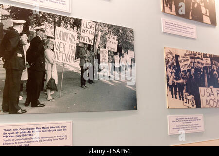 War Remnants Museum in Ho-Chi-Minh-Stadt (ehemals Saigon), historische Fotografien des Vietnamkriegs, Vietnam Stockfoto