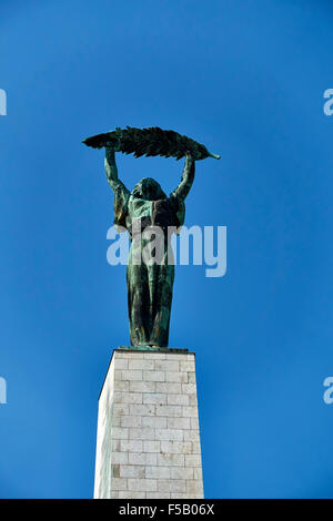 Citadella Freiheitsstatue auf Gellértberg, Budapest, Ungarn Stockfoto