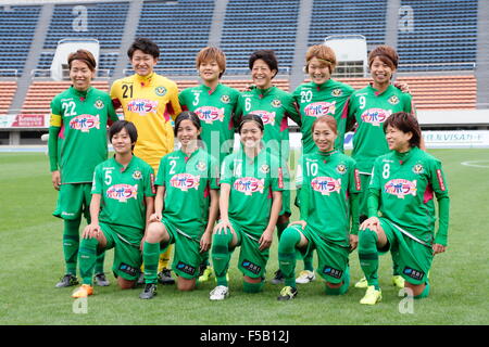 Komazawa Olympic Park Stadion, Tokio, Japan. 31. Oktober 2015. NTV Beleza-team Gruppe Line-up, 31. Oktober 2015 - Fußball: Plenus Nadeshiko League 2015 zwischen NTV Beleza 2-0 Jef Chiba Damen am Komazawa Park Olympiastadion, Tokio, Japan. © AFLO SPORT/Alamy Live-Nachrichten Stockfoto