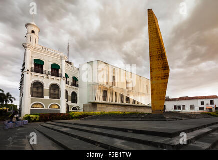 Plaza Bicentenial und der kolonialen Palacio de Gobierno in der historischen Innenstadt von Villahermosa, Tabasco, Mexiko. Stockfoto