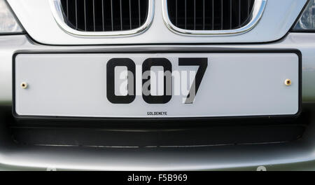 James Bond 007 Personalisiertes Nummernschild auf BMW Auto Stockfoto
